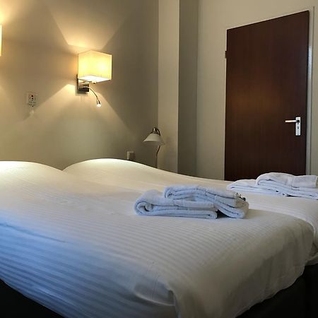 Hotel Carillon Haarlem Bagian luar foto
