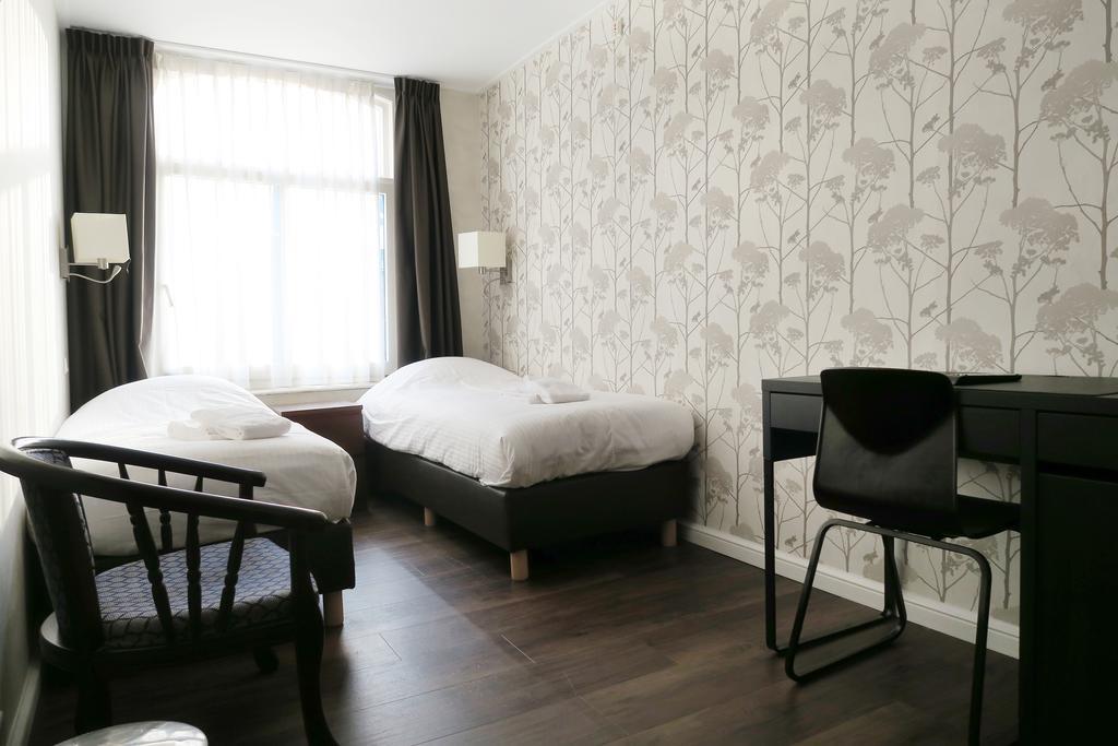 Hotel Carillon Haarlem Bagian luar foto