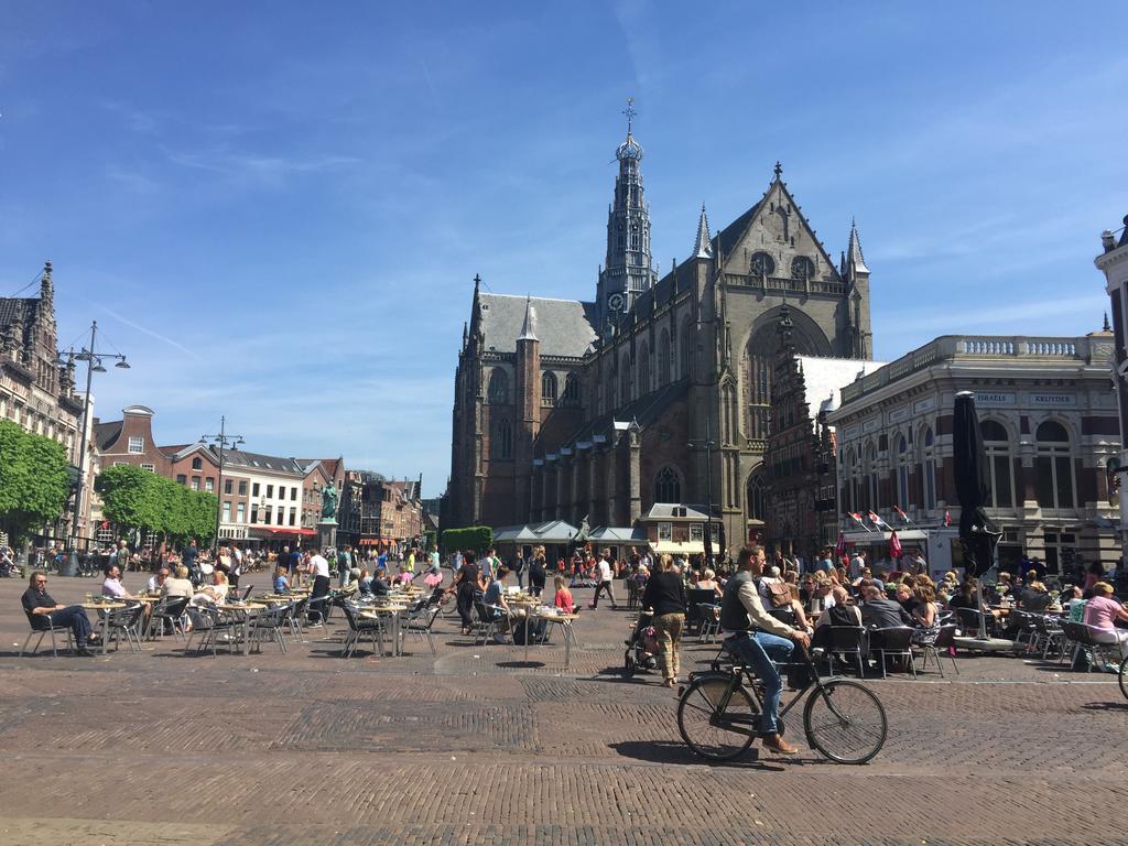 Hotel Carillon Haarlem Bagian luar foto