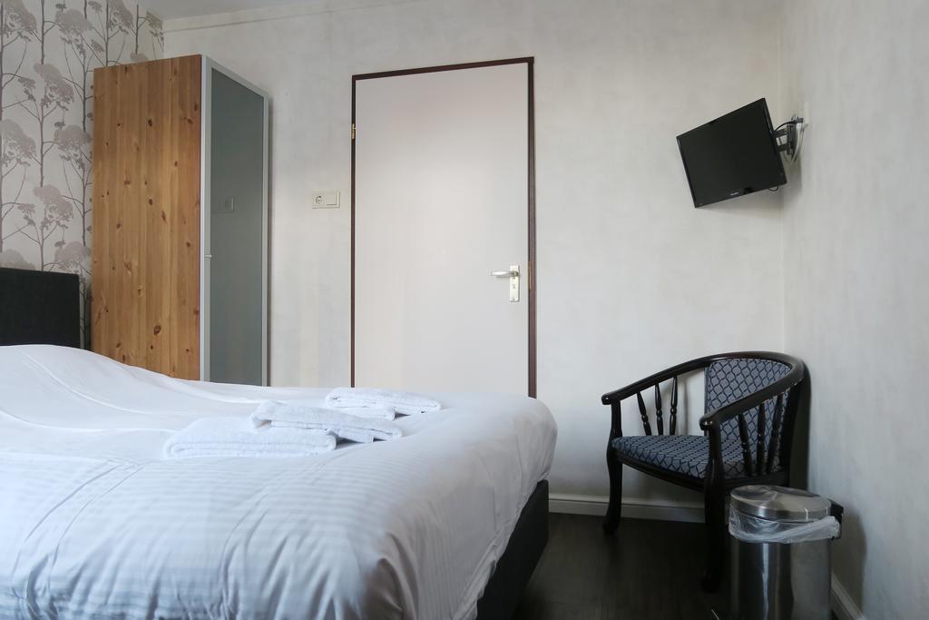 Hotel Carillon Haarlem Bagian luar foto